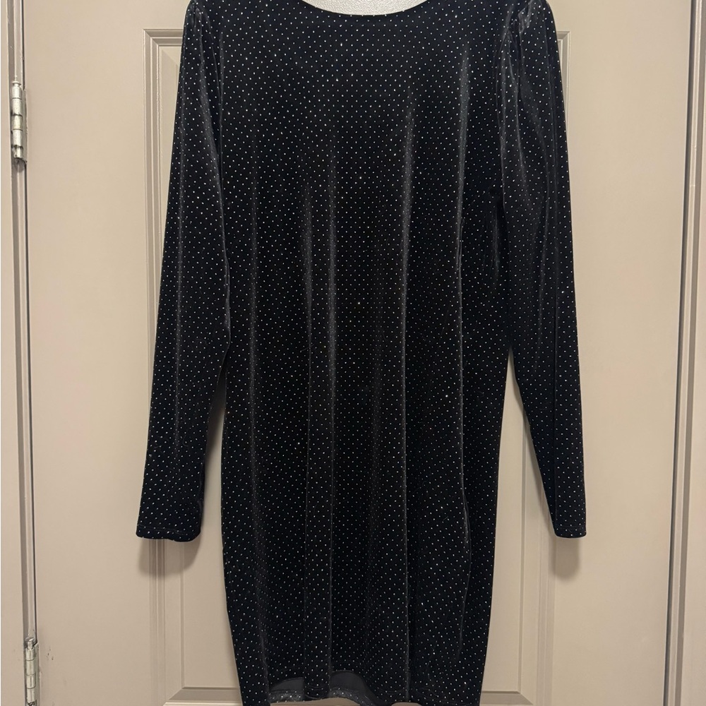 Elegant Black Velvet Dress with Rhinestones